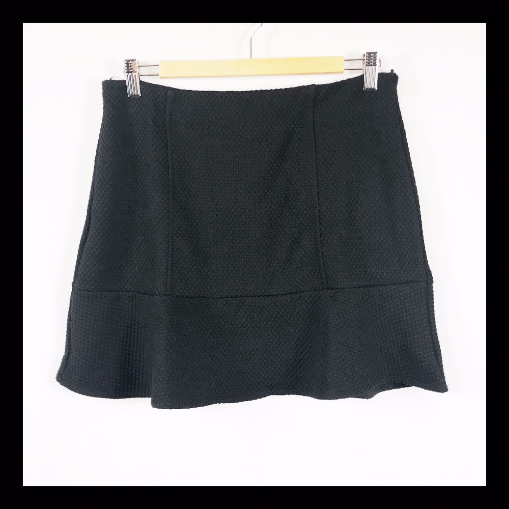 OLIVE & OAK  Anthropologie Black Skirt NWT SZ M